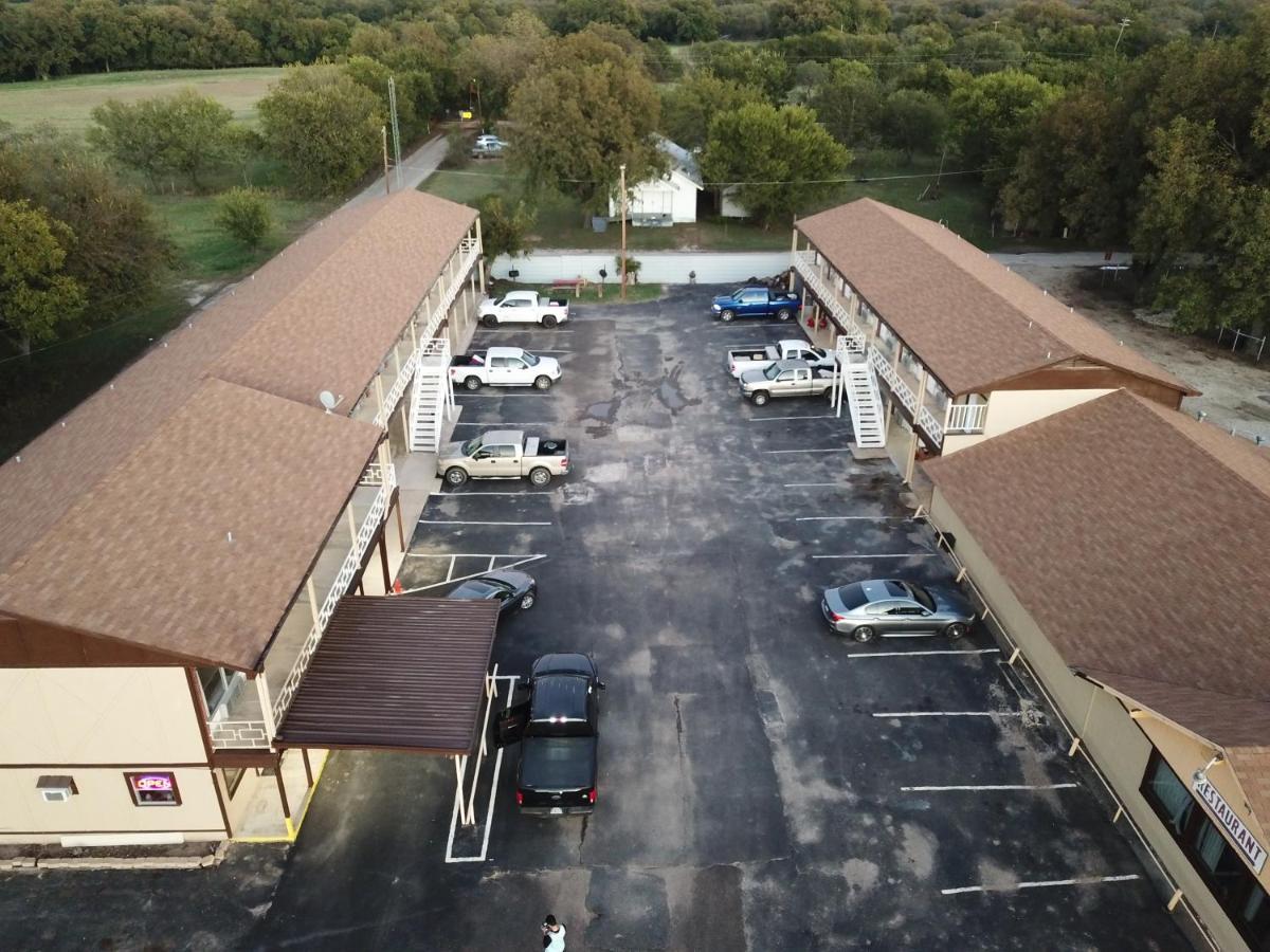 Executive Inn San Saba Exterior foto
